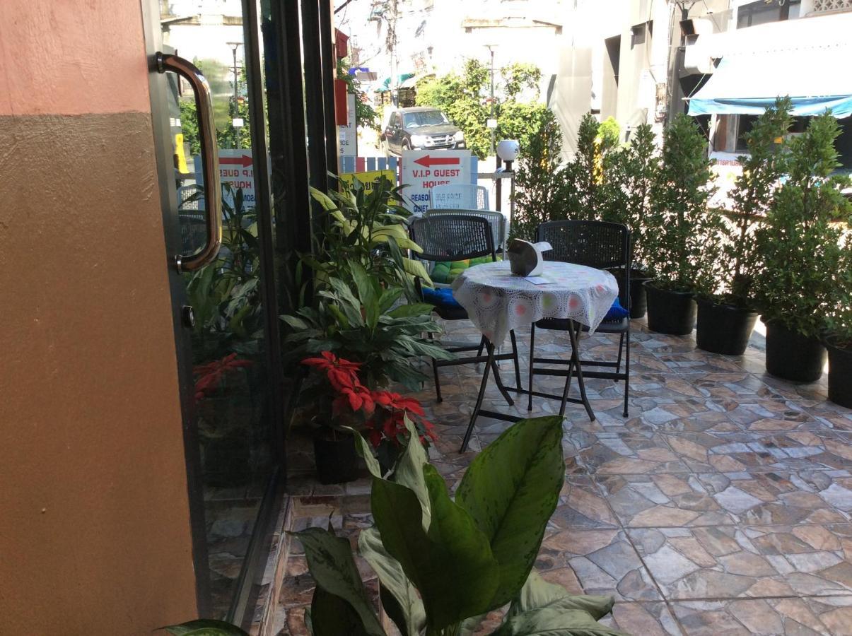 V.I.P. House — Photos 2